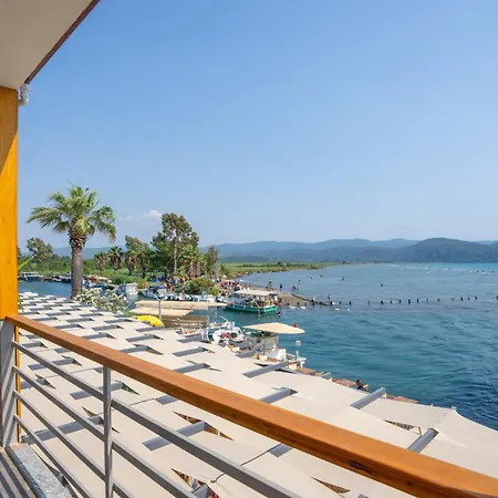Hotel Marina Port Akyaka 4*