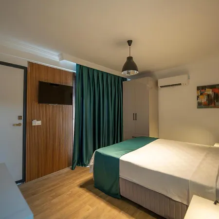 Hotel Marina Port Akyaka 4*